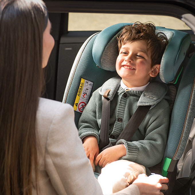 Acquista Fonken Sedile posteriore per auto di sicurezza Specchietto per  vista per bambino Clip-on regolabile Specchietto convesso posteriore per  bambino Auto Monitor per bambini Accessori per auto