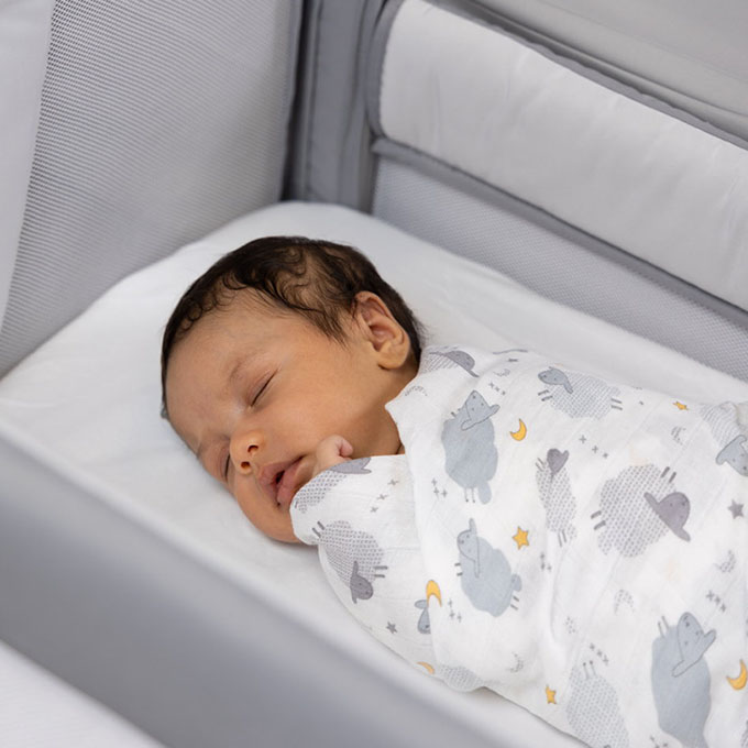 Swaddling neonato: come e perché fasciare i bambini