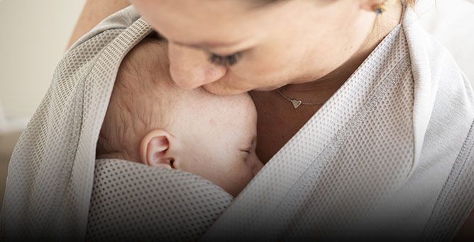 Il contatto pelle a pelle con i neonati prematuri